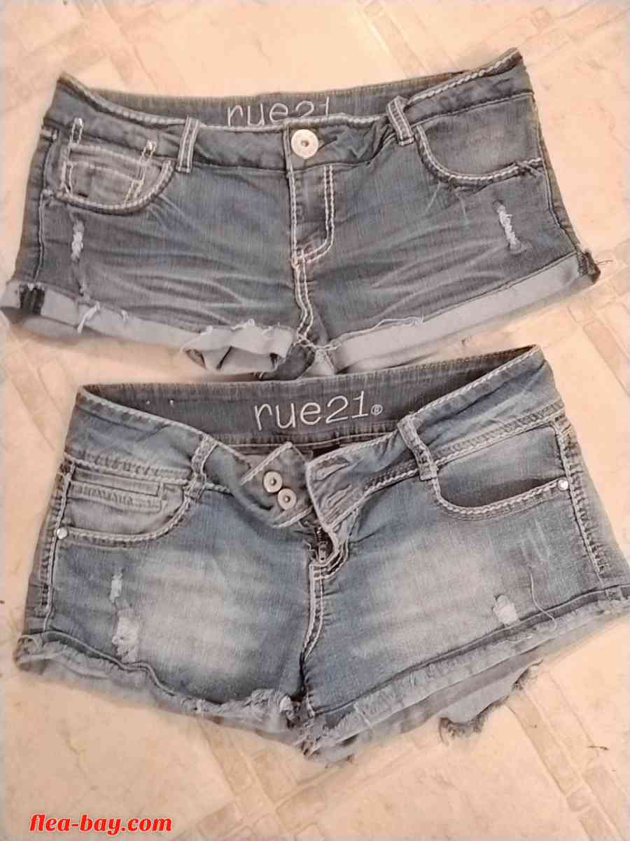 rue 21 women's shorts - Canton, Ohio