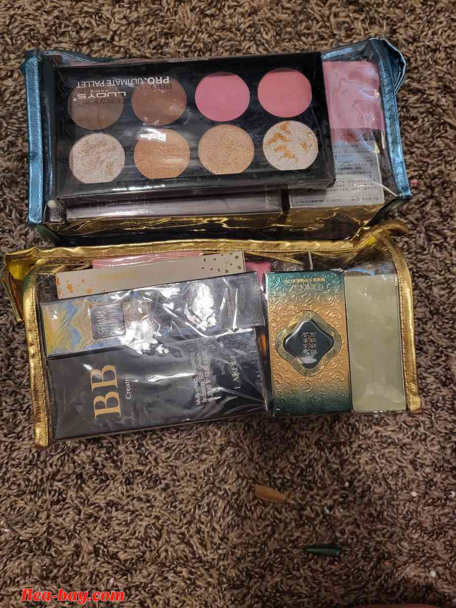 make up bag - Bear, Delaware - FleaMarketBay