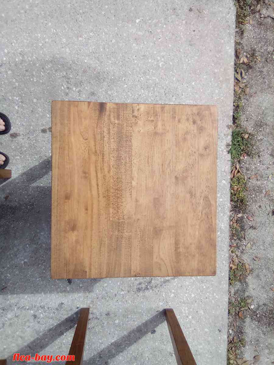 three piece solid hardwood coffee table set - Auburndale, Florida - FleaMarketBay