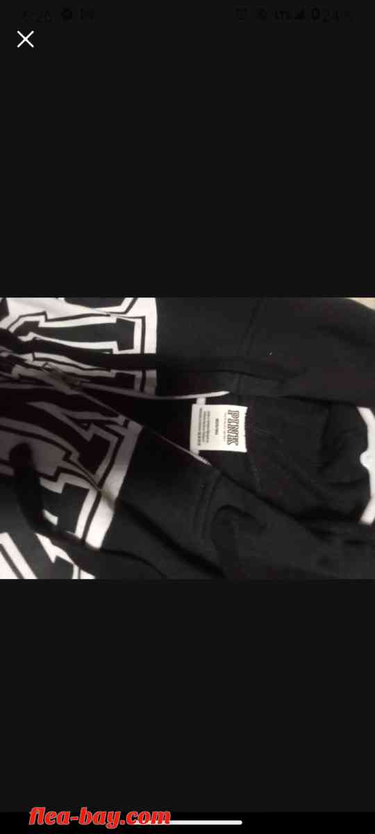 PINK sweater - Bear, Delaware - FleaMarketBay