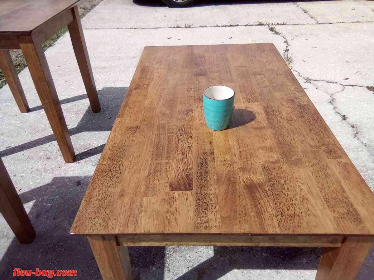 three piece solid hardwood coffee table set - Auburndale, Florida - FleaMarketBay