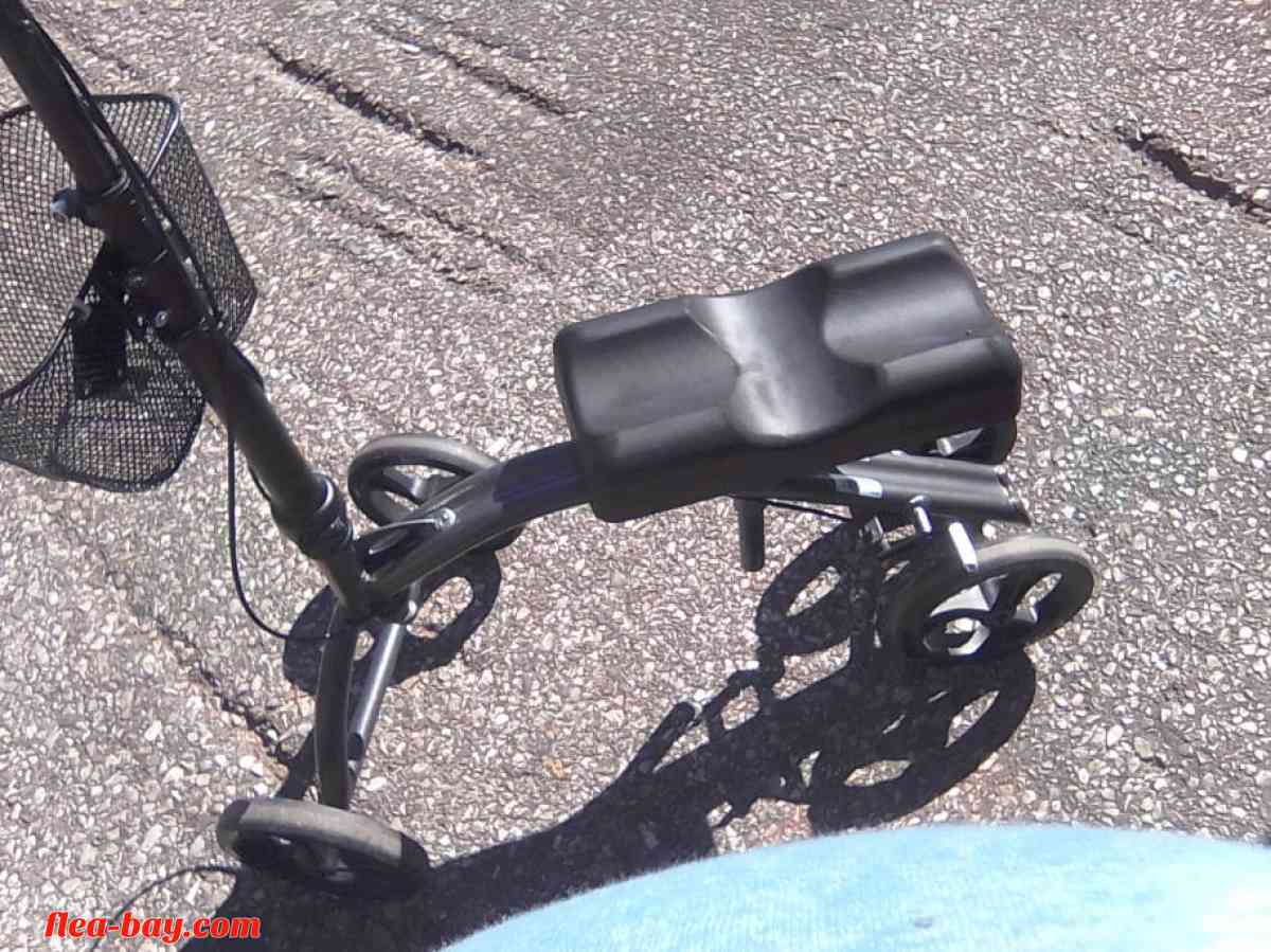 knee scooter - Evansville, Indiana - FleaMarketBay