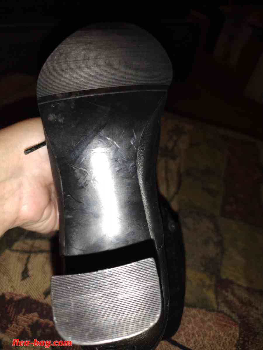 leather women's boots - Hemet, California - FleaMarketBay