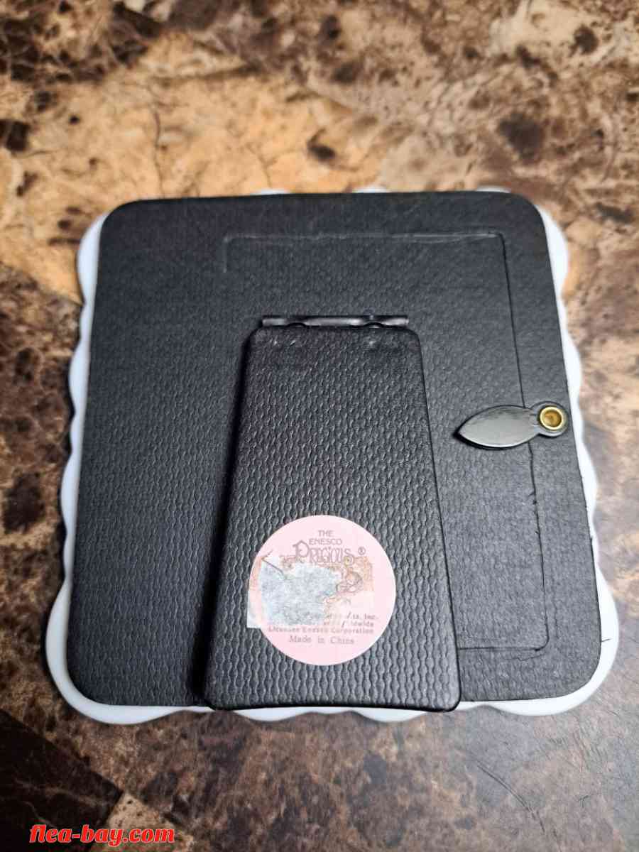 Precious Moments - Clarksville, Tennessee - FleaMarketBay