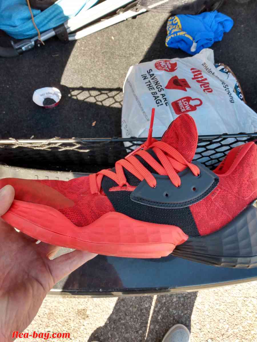 James harden vol 4 shoe's red and black Brand new - Lincoln, Nebraska - FleaMarketBay