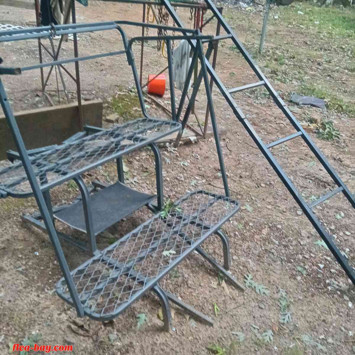 2seat deer stand and ladder