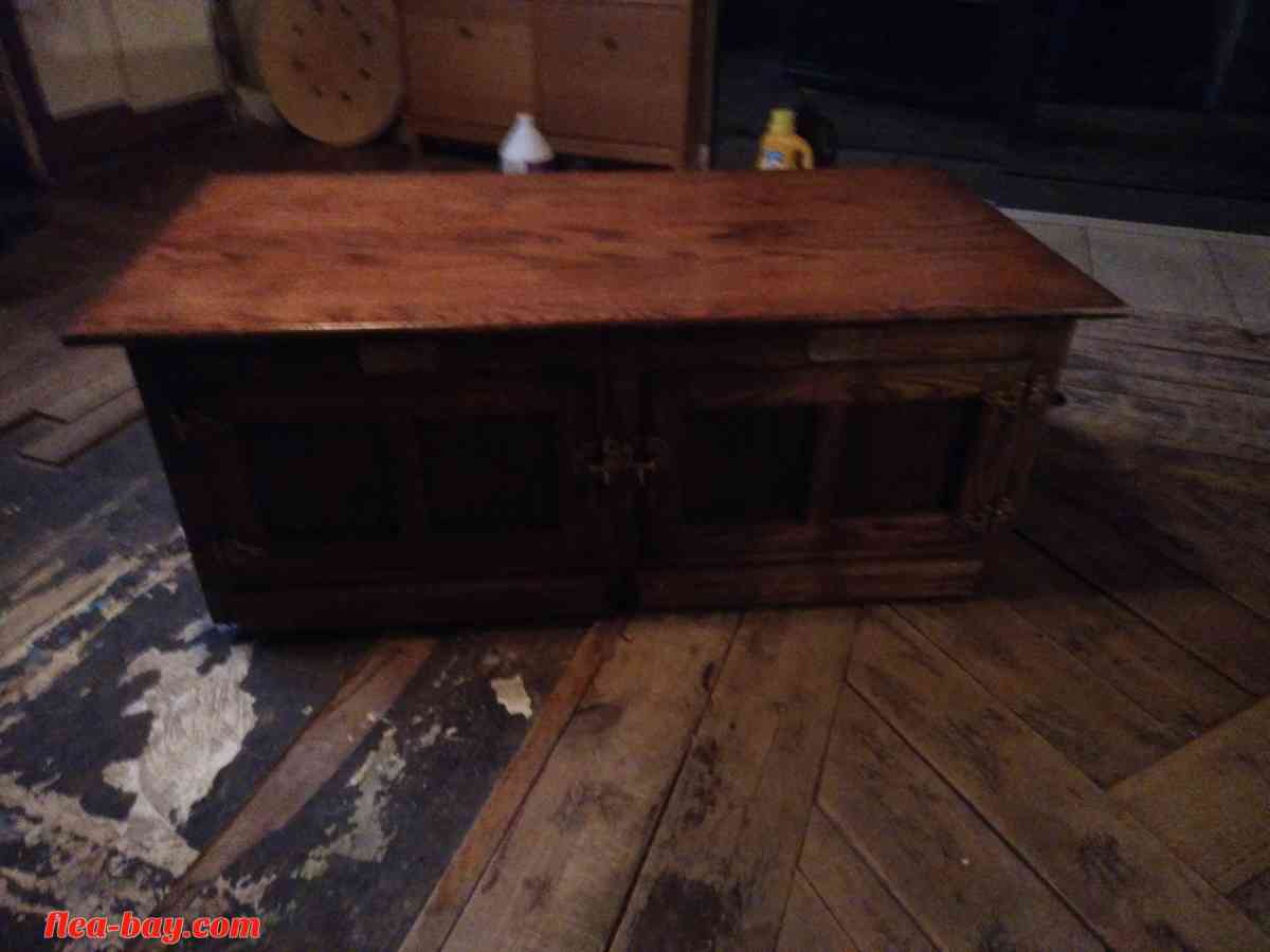 vintage coffee table by white clad - Bullard, Texas - FleaMarketBay