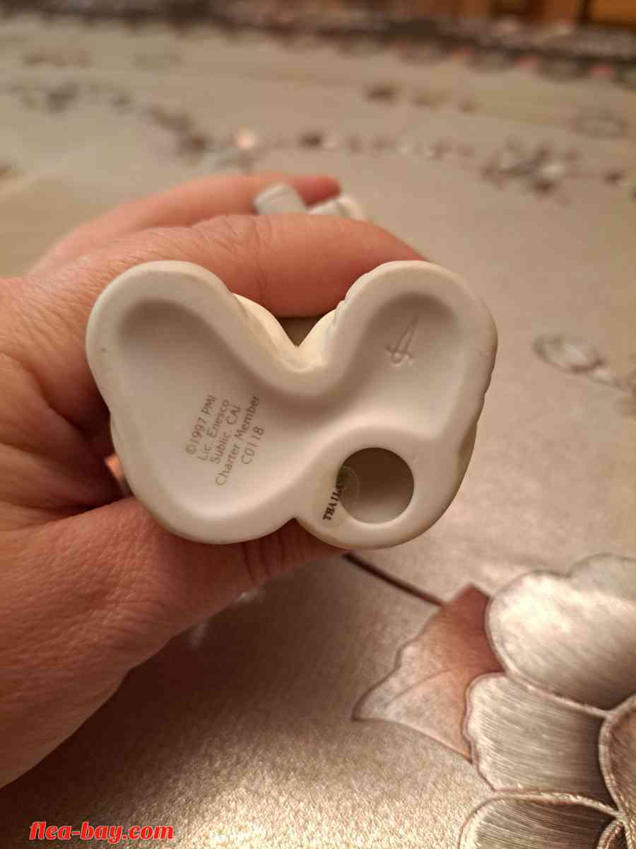 Precious Moments - Clarksville, Tennessee - FleaMarketBay