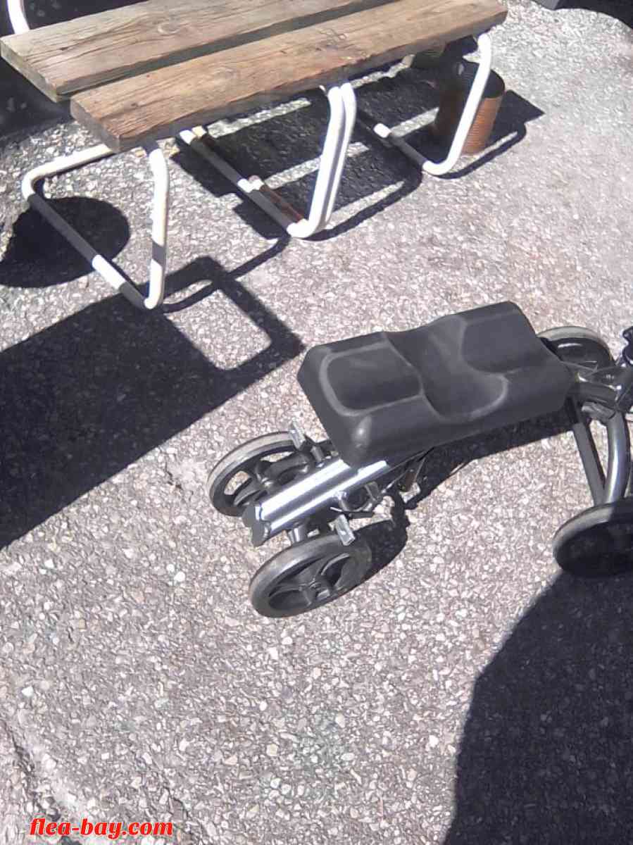 knee scooter - Evansville, Indiana - FleaMarketBay