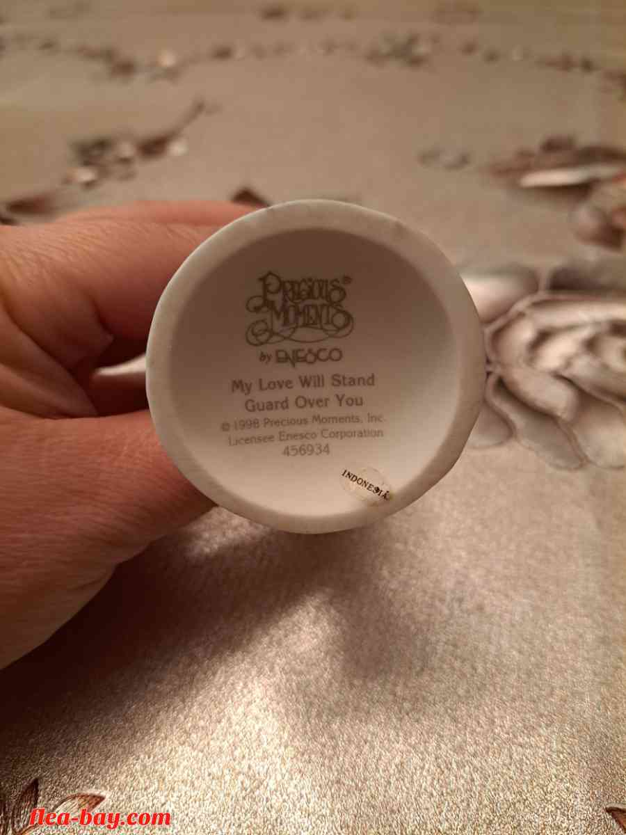 Precious Moments - Clarksville, Tennessee - FleaMarketBay