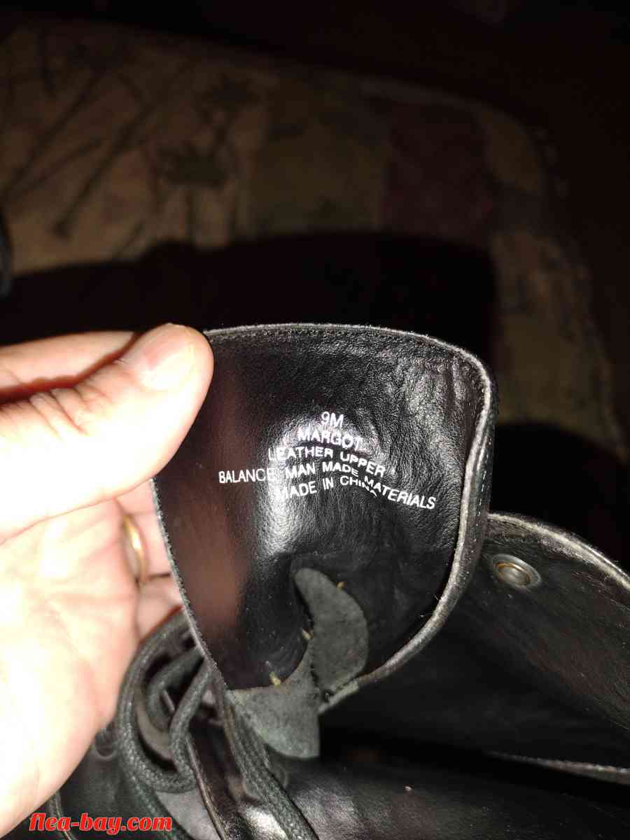 leather women's boots - Hemet, California - FleaMarketBay