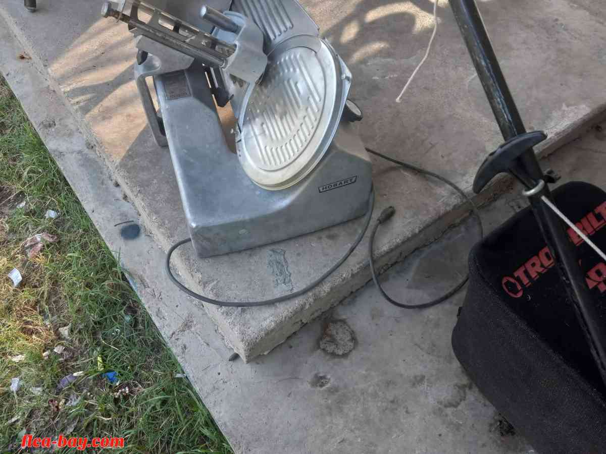 👀Hobart Meat Slicer Model 512.👀 - Fort Worth, Texas - FleaMarketBay