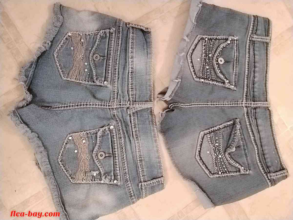 rue 21 women's shorts - Canton, Ohio - FleaMarketBay