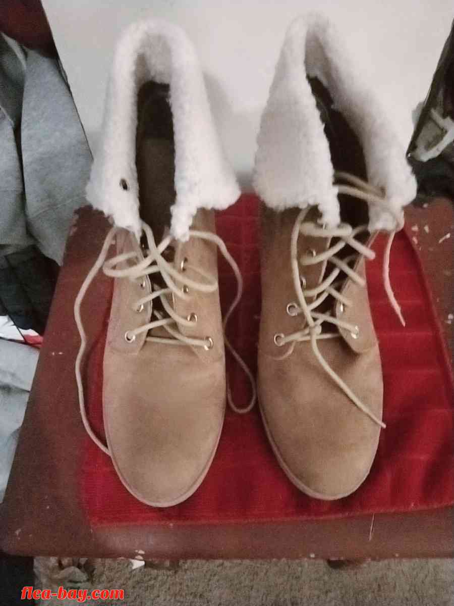 Dana Buchman wedge boots - Canton, Ohio - FleaMarketBay