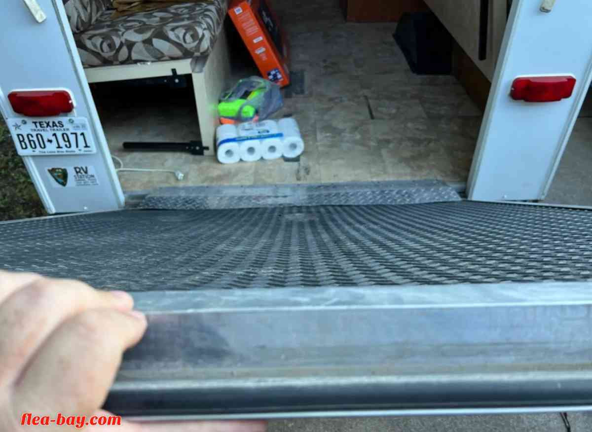 2012 k-z sportsman 16ft toy hauler rv camper - Colorado Springs, Colorado - FleaMarketBay