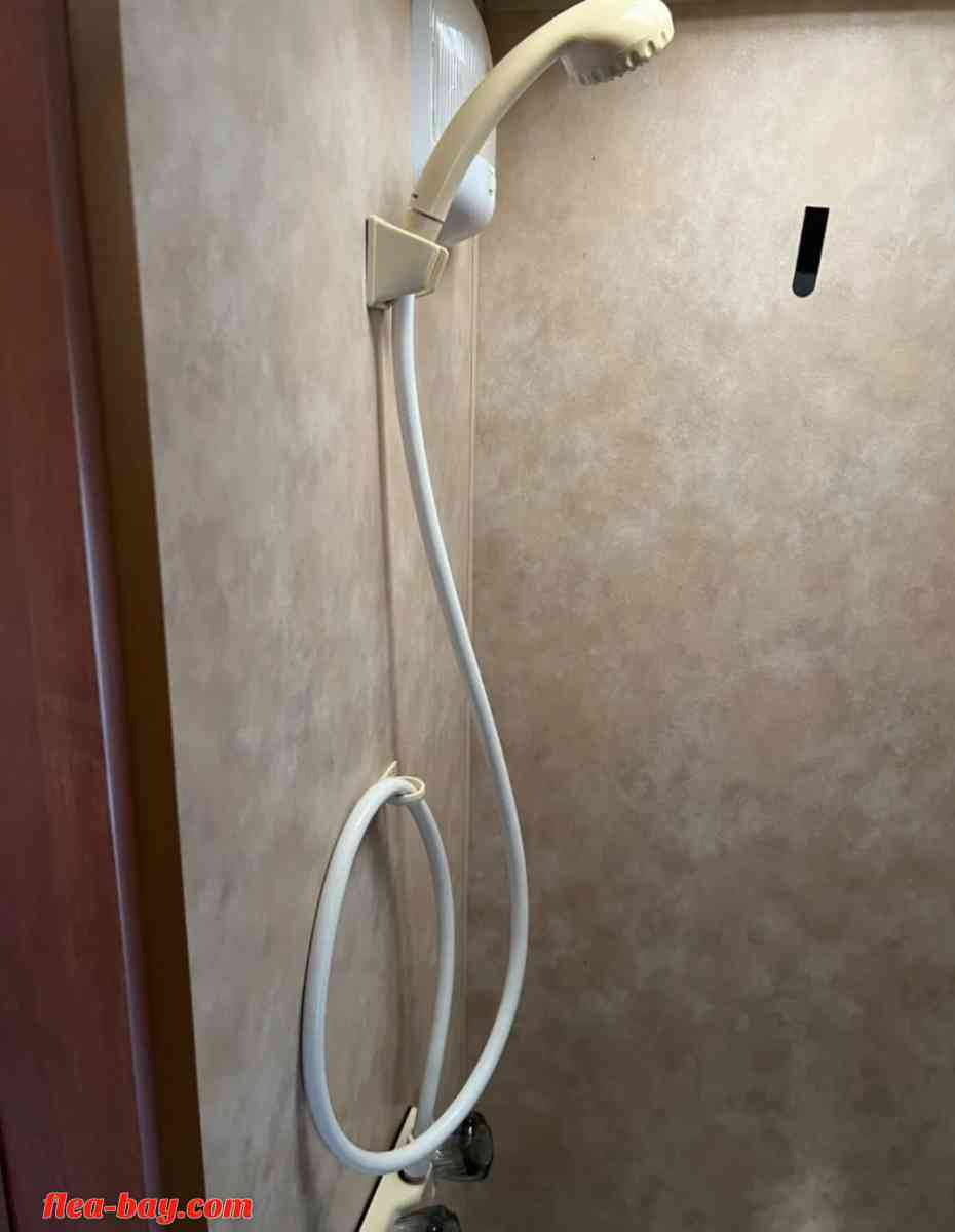 2012 k-z sportsman 16ft toy hauler rv camper - Colorado Springs, Colorado - FleaMarketBay