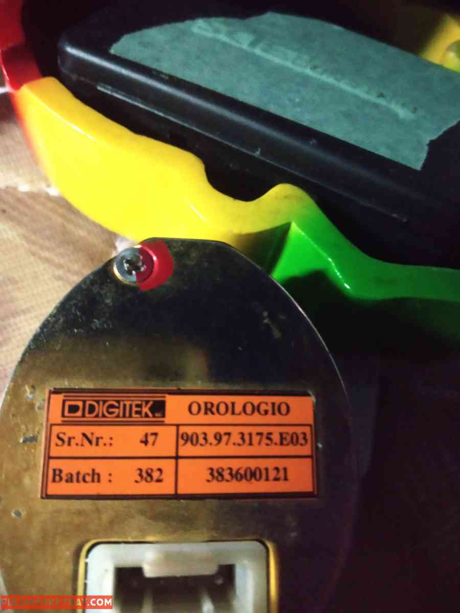 moisturizer clock - San Diego, California - FleaMarketBay