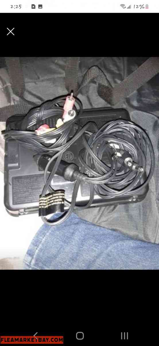 RCA DVD player and monitors for your vehicle - Grandview, Texas - FleaMarketBay