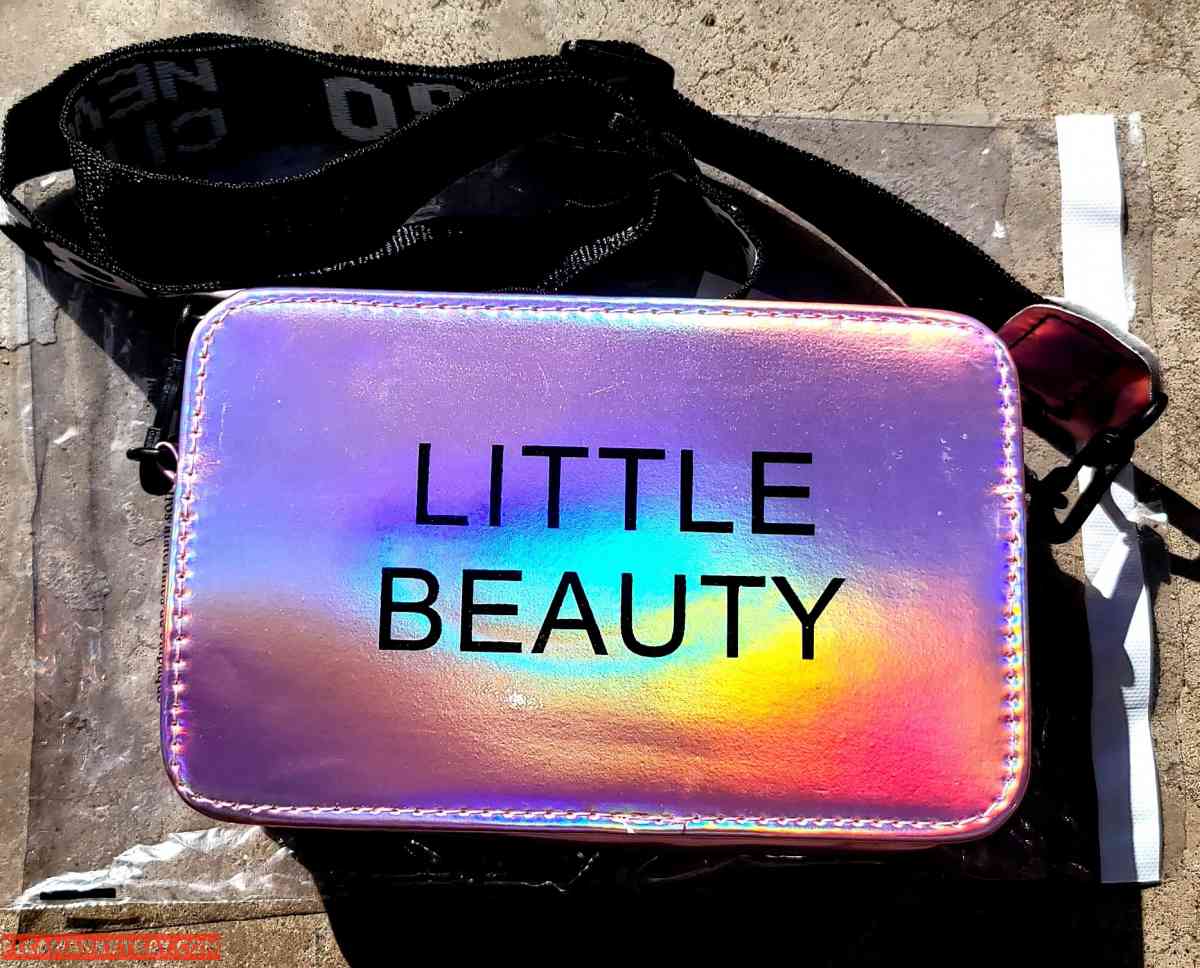 Cross body bags - Waco, Texas - FleaMarketBay