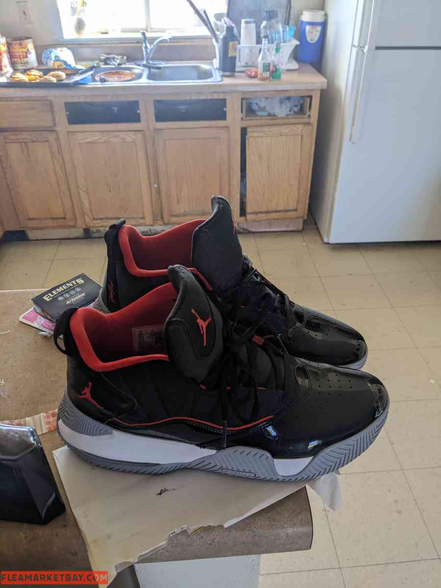 Jordans stay loyal - Tucson, Arizona - FleaMarketBay
