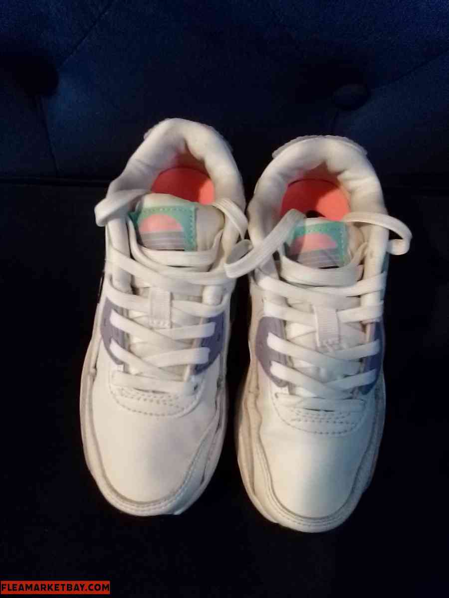 Little Girl Air Max - Baltimore, Maryland