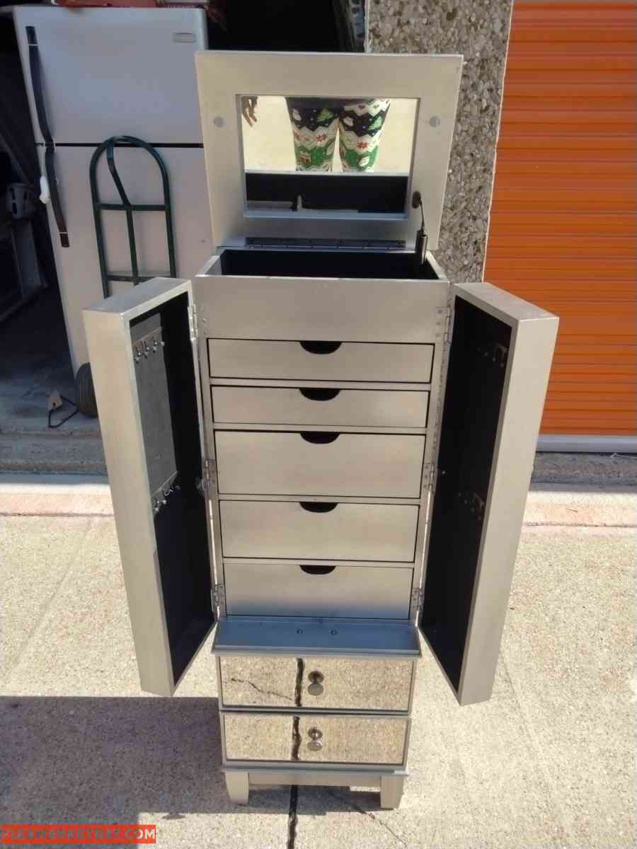 stand up jewelry cabinet with mirrors - Fort Worth, Texas - FleaMarketBay