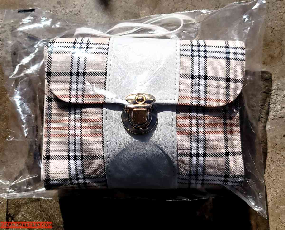 Cross-body bags - Waco, Texas - FleaMarketBay