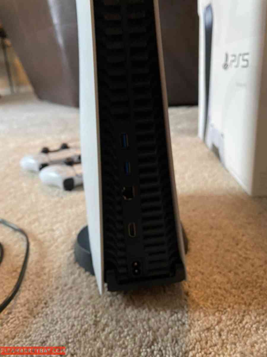 PS5 DISC EDITION - Adamsville, Alabama - FleaMarketBay