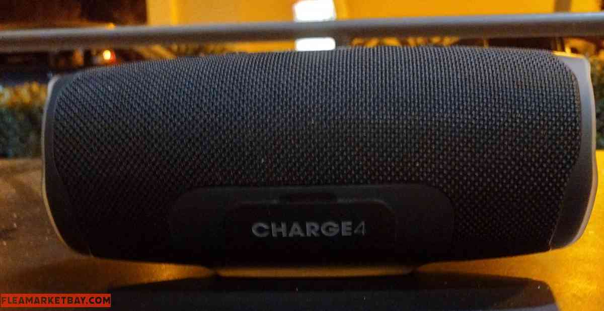 JBL Charge 4 - San Jose, California