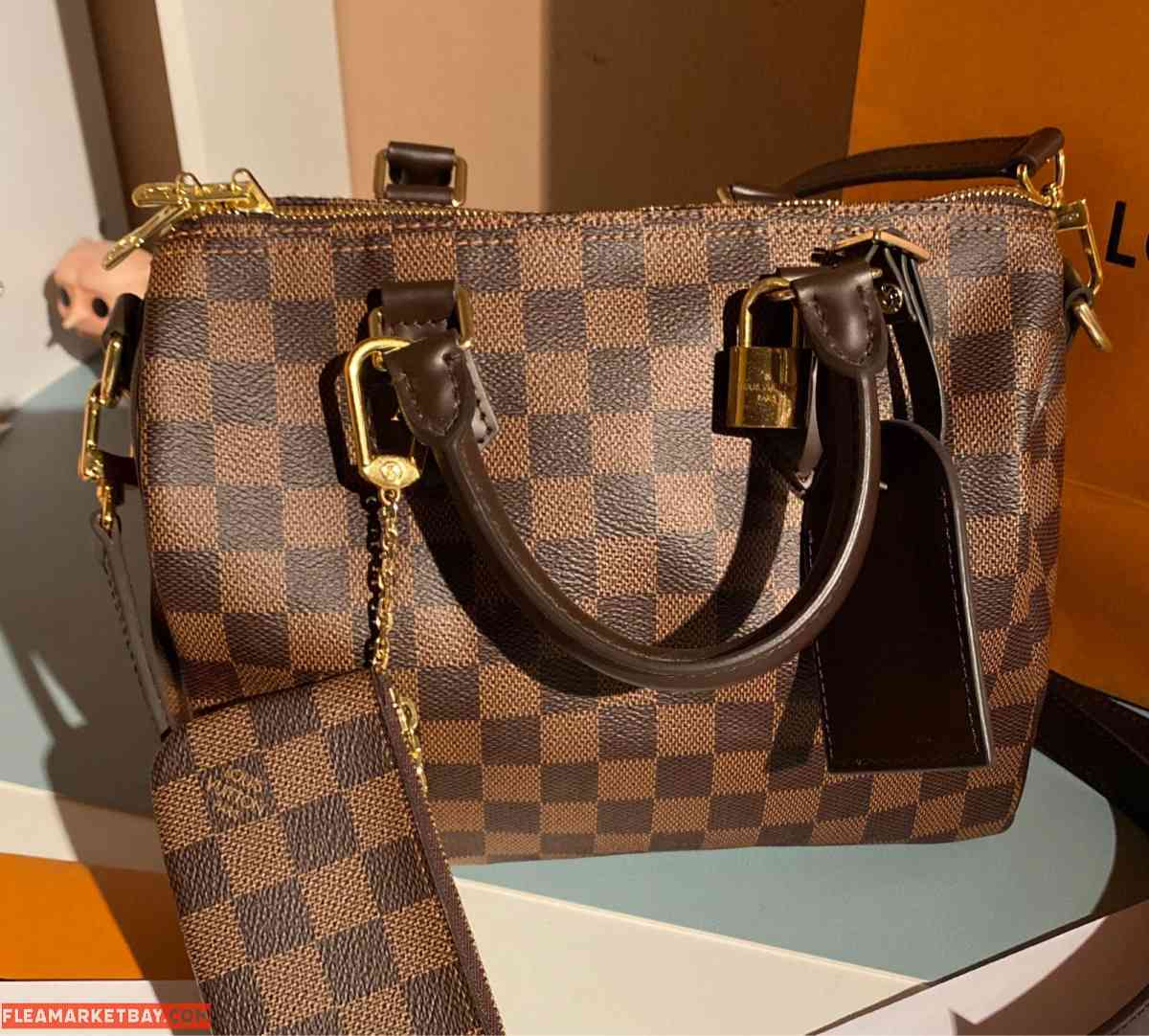 Louis Vuitton bag - Alicia, Arkansas - FleaMarketBay