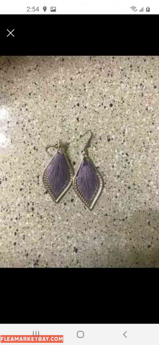 Earrings - Allen, Texas