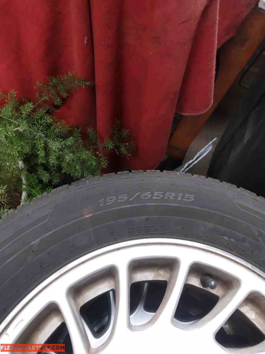 Volvo car tires - San Diego, California - FleaMarketBay