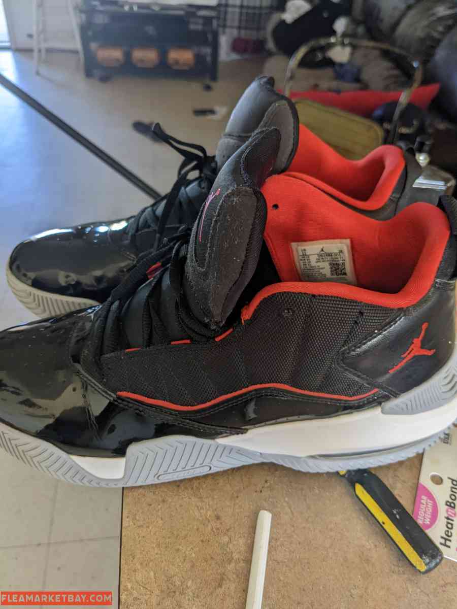 Jordans stay loyal - Tucson, Arizona - FleaMarketBay
