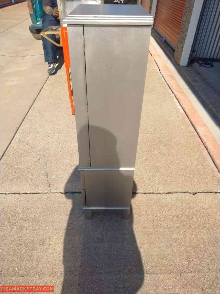 stand up jewelry cabinet with mirrors - Fort Worth, Texas - FleaMarketBay