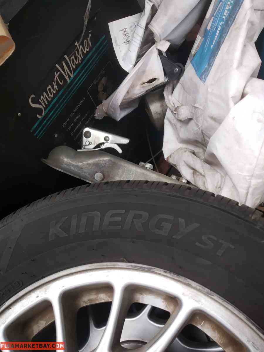 Volvo car tires - San Diego, California - FleaMarketBay