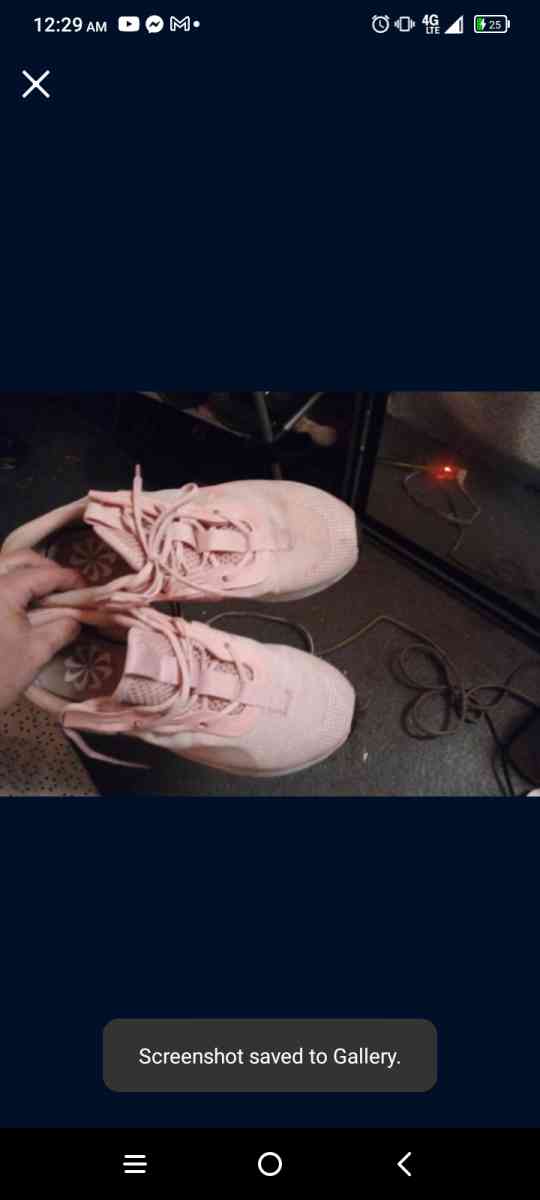 pink Nike air max women's size 6.5 - Allentown, Pennsylvania - FleaMarketBay