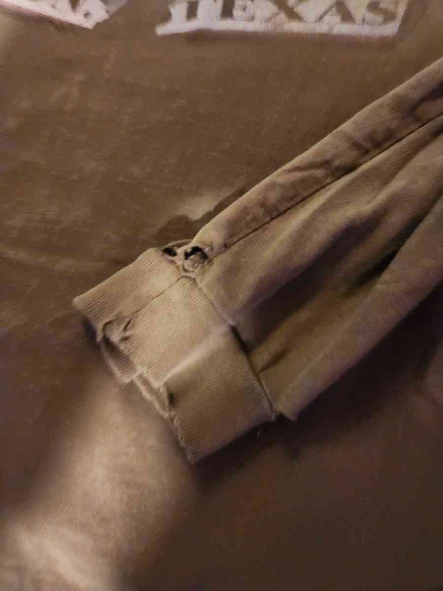 Harley Davidson Used LG long sleeve Burleson tx - Fort Worth, Texas - FleaMarketBay