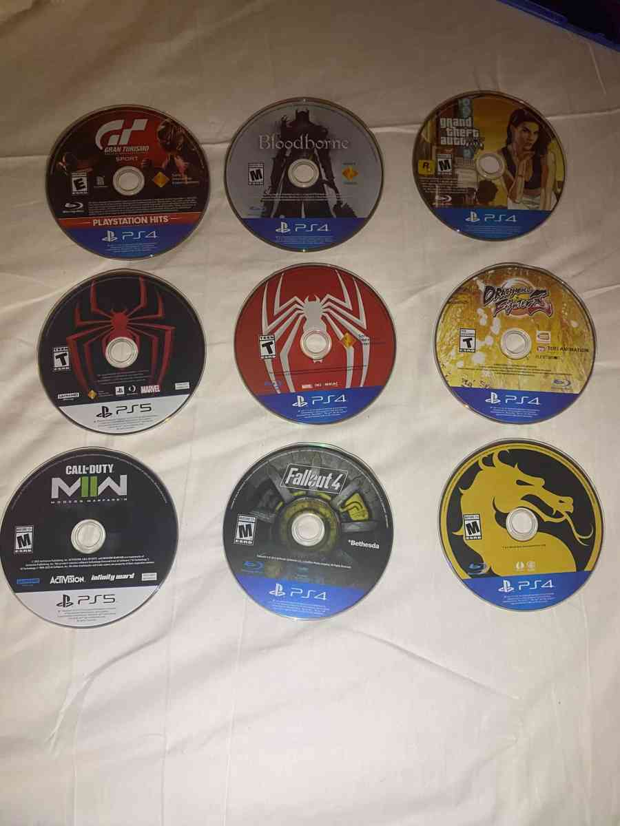 PS5 & PS4 GAMES - Schaumburg, Illinois