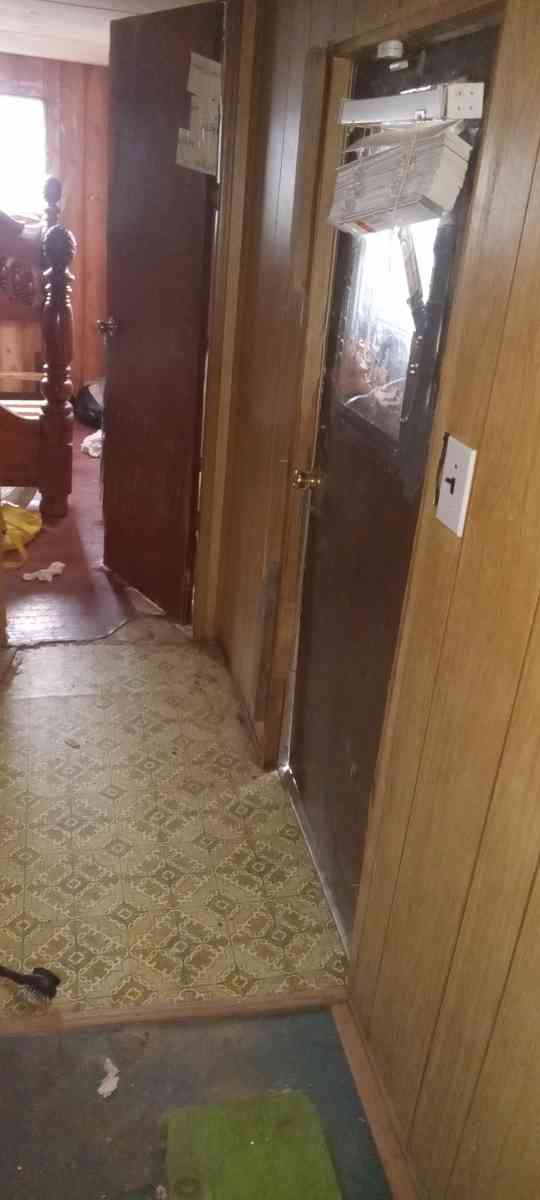 2 bedroom trailer with axles - Rogersville, Alabama - FleaMarketBay