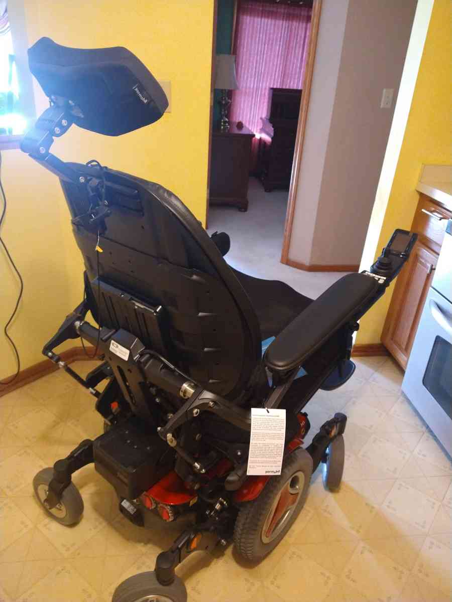 brand new wheelchair the name brand is permobi m300 HD - Anoka, Minnesota - FleaMarketBay