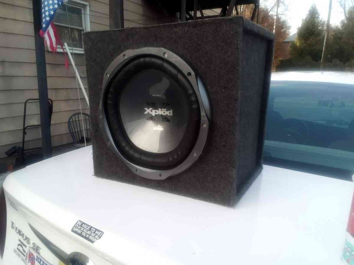 sony Xplod 1200 watt subwoofer speaker and cabinate . - Phillipsburg, New Jersey - FleaMarketBay