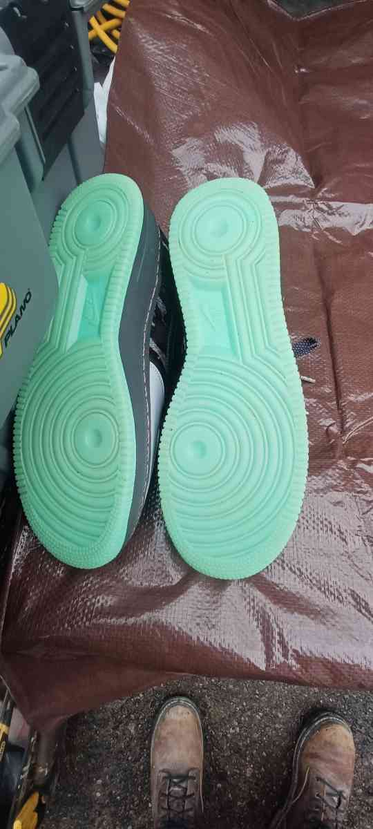 Nike AF1 2014 Year Of the Horse sz 10 - Milwaukee, Wisconsin - FleaMarketBay