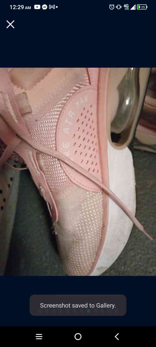 pink Nike air max women's size 6.5 - Allentown, Pennsylvania - FleaMarketBay