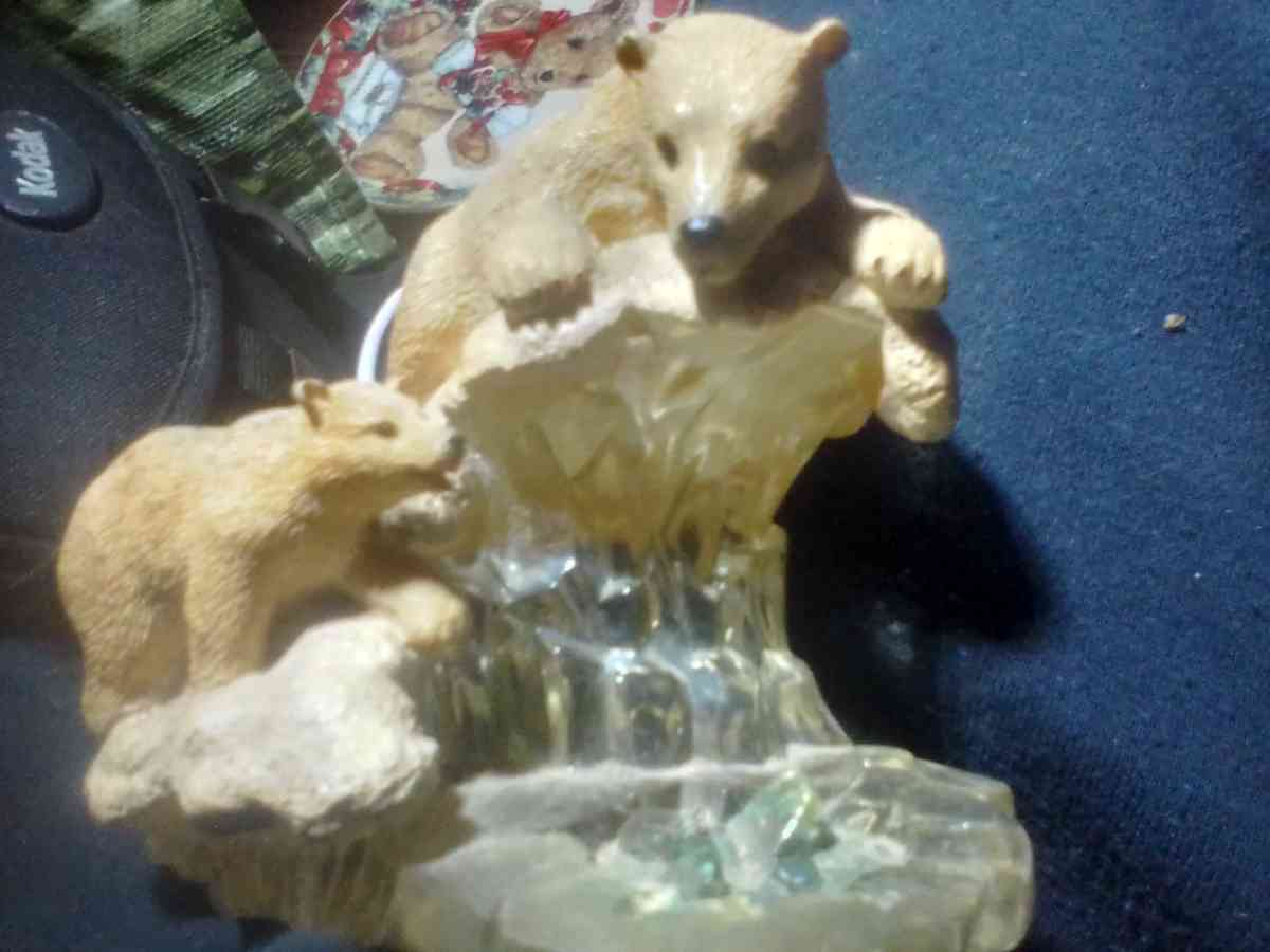 VTG Hamilton Collection ICY RESCUE collectible figurine - Salisbury, North Carolina - FleaMarketBay