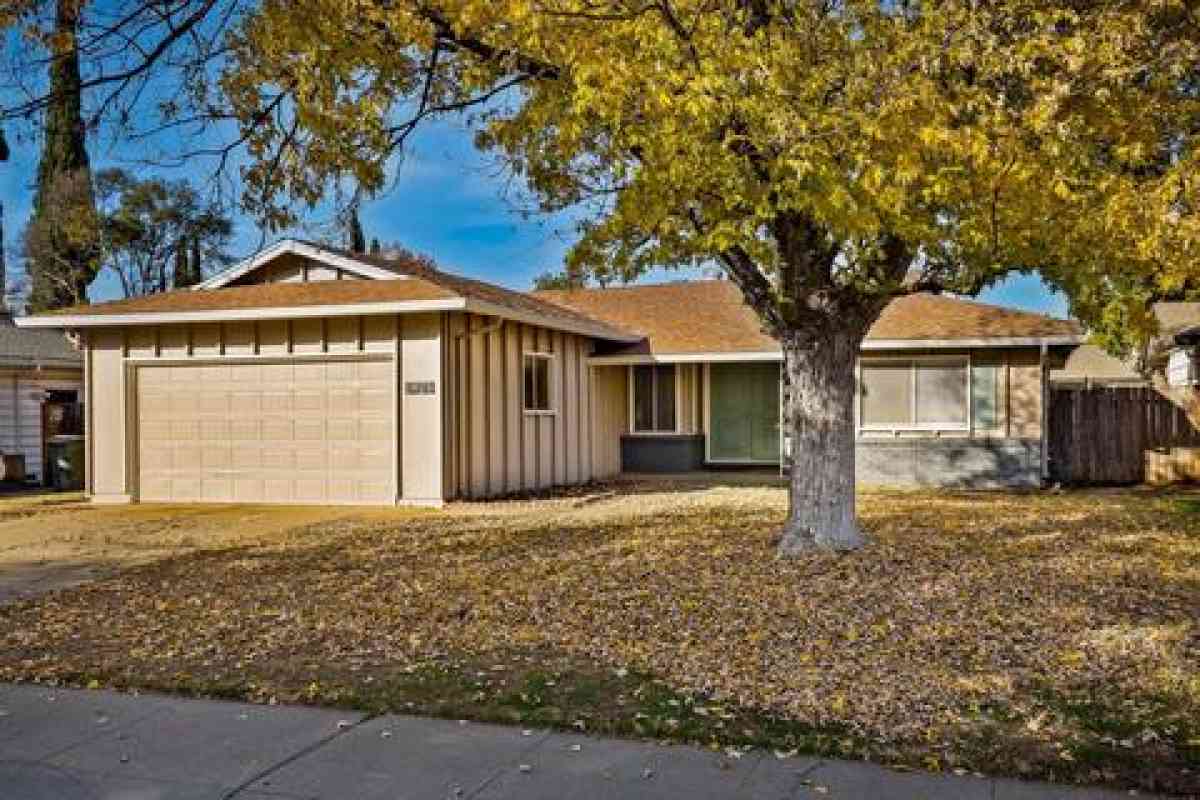 House For Rent - Sacramento, California