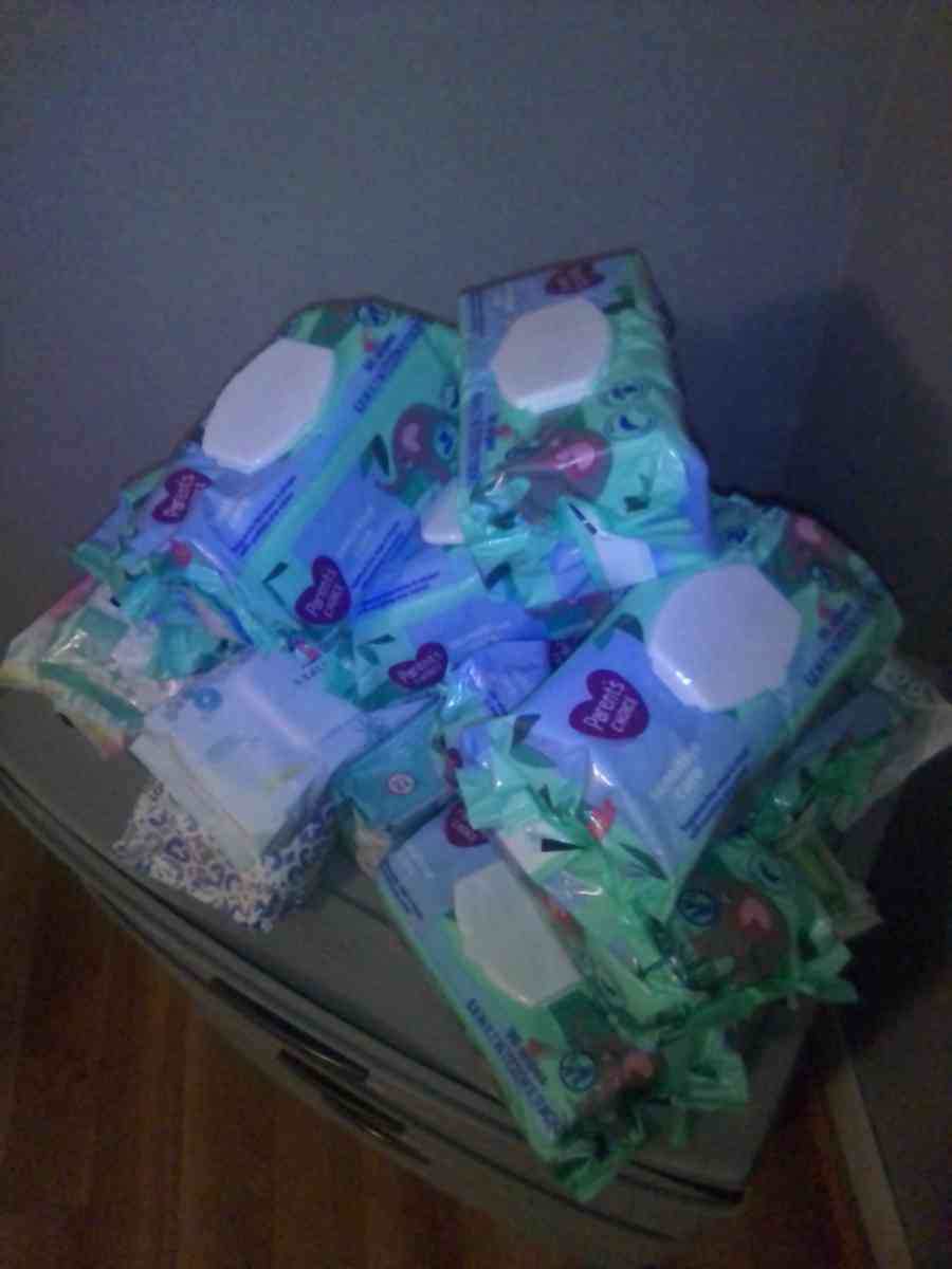 16 packs of baby wipes - Watertown, New York
