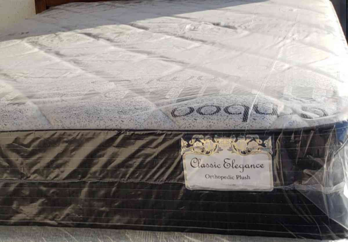 GREAT SALE QUEEN PLUSH MATTRESS WITH FREE BOX SPRING - Miami, Florida