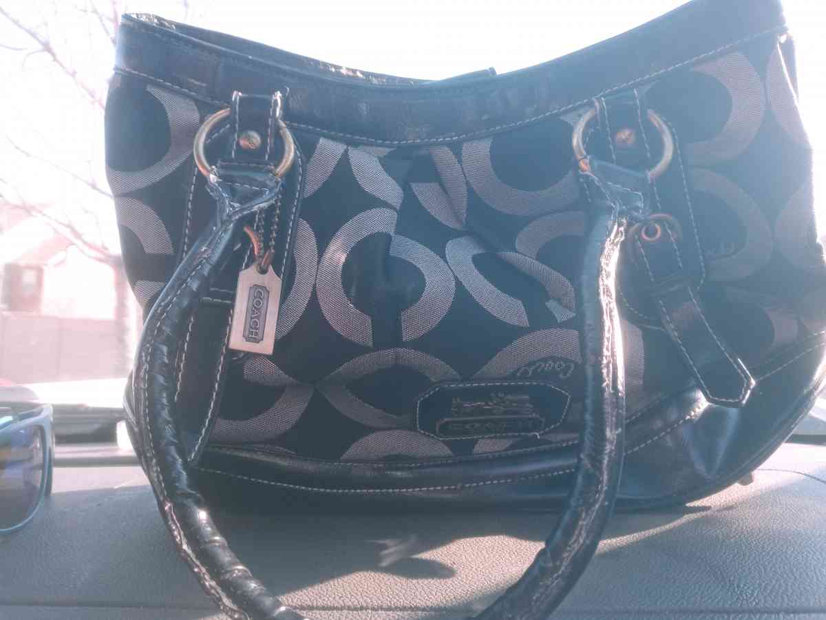 coach handbag - Oklahoma City, Oklahoma - FleaMarketBay