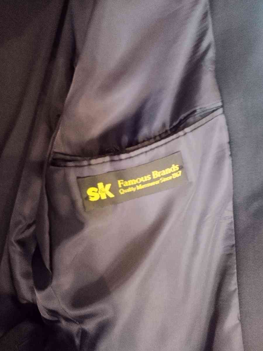 Navy Blue Suit large coat 30 pants - Westfield, North Carolina - FleaMarketBay