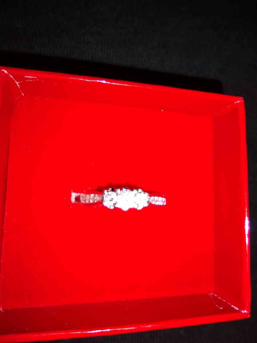 jewelry women's rings - Houston, Texas - FleaMarketBay